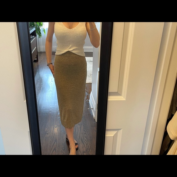 Knit tank top in cream/white - Picture 5 of 6